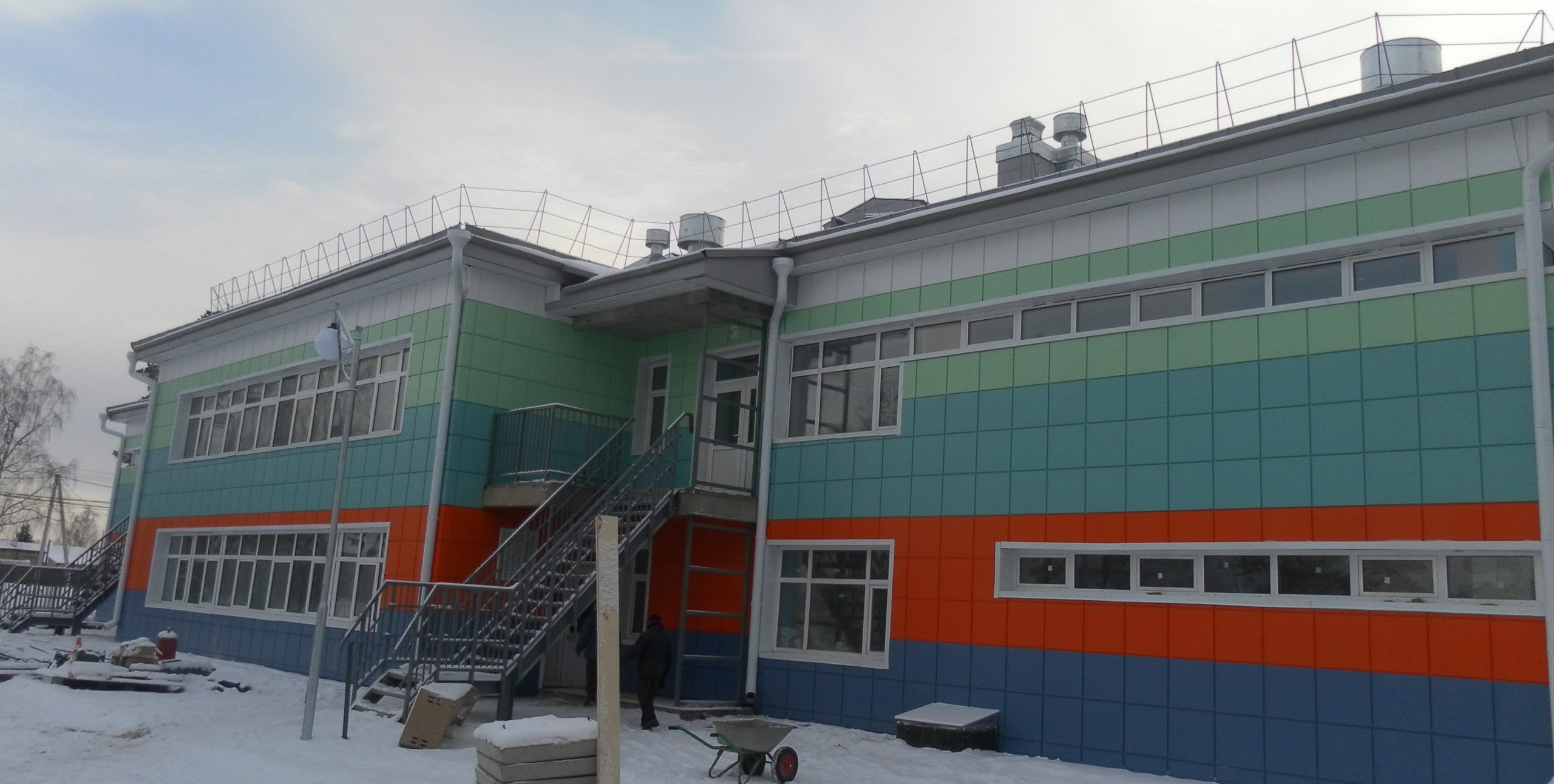 В поселке Балаганск завершается строительство детского сада на 110 мест 